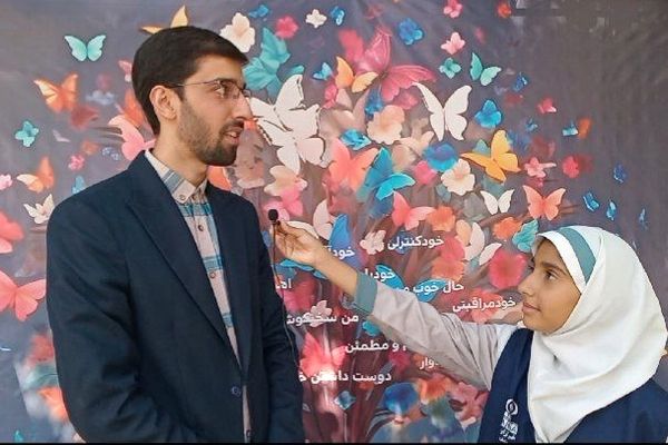 مشاوران مدارس بازوی توانمند مراقبت روح و روان دانش‌آموزان