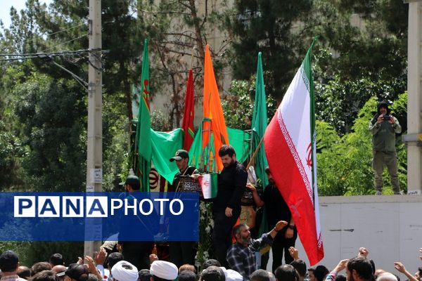 مردم ملارد در سوگ شهید بهزاد کاشفی،شهید مدافع وطن 