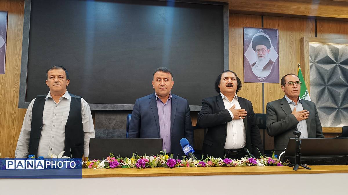 نشست خبری نماینده بویراحمد دنا و مارگون با خبرنگاران