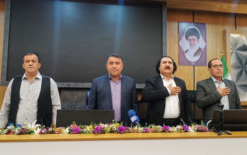 نشست خبری نماینده بویراحمد دنا و مارگون با خبرنگاران 