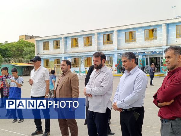 مانور دانش آموزان دبستان پسرانه حضرت صاحب الزمان (عج)