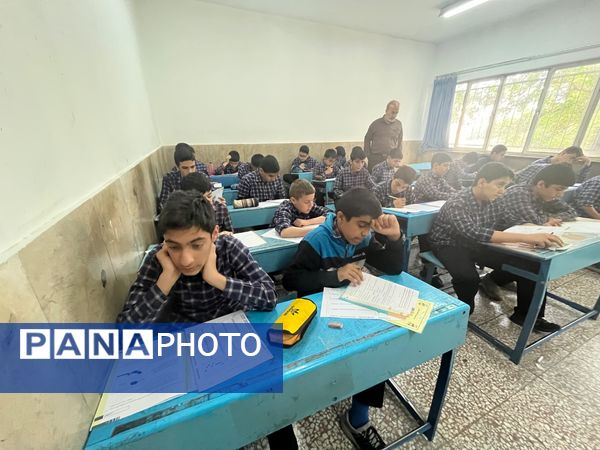 مرحله دوم آزمون سنجش عملکردی دانش‌آموزان دوره اول متوسطه، در منطقه ۱۴ تهران