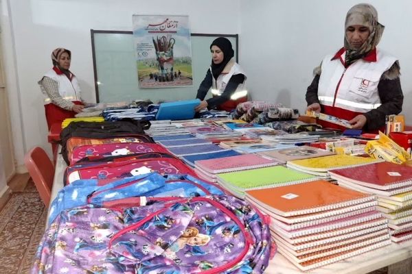 اجرای طرح ملی ارمغان مهر برای حمایت از دانش‌آموزان محروم خوزستان