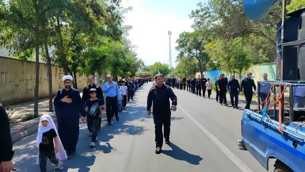 مراسم پیاده روی جاماندگان دیار عشق در شهرستان مرزی پارس آباد