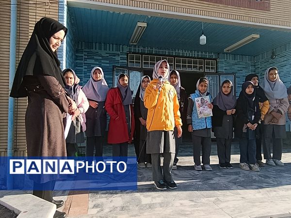 معرفی کاندیداهای شورای دانش آموزی در دبستان شهید ترابی 