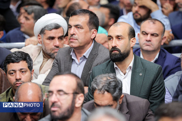 دیدار جمعی از معلمان با رهبر معظم انقلاب