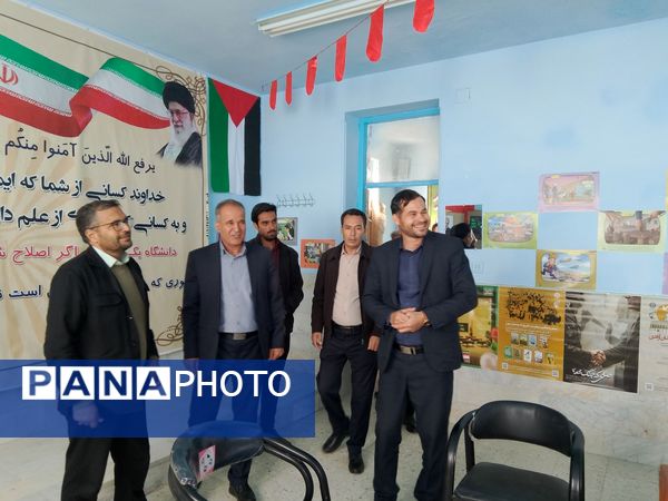 افتتاح اتاق انجمن اسلامی در دبیرستان خاتم الانبیاء (ص) زاوه