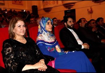 ادای احترام گروه «آداب شکار روباه» به جان باختگان انفجارهرمزگان درتاجیکستان