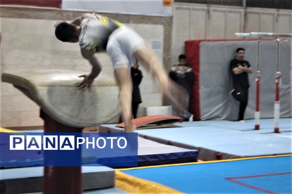 مسابقات انتخابی تیم ملی جوانان ژیمناستیک هنری در قم