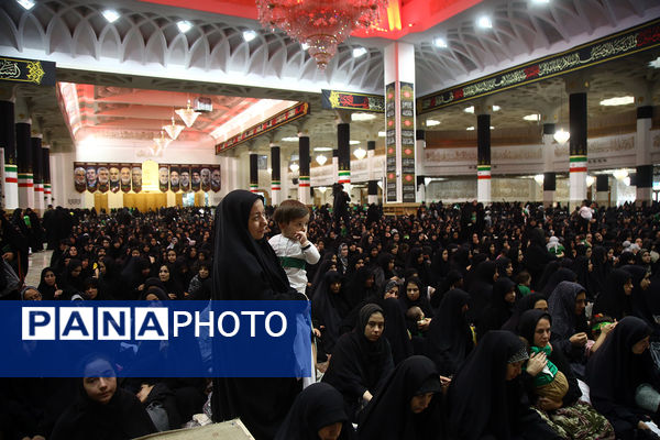 همایش شیرخوارگان حسینی در حرم بانوی کرامت
