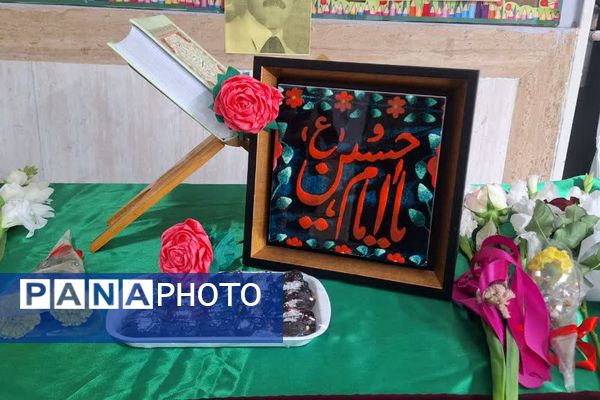 پرچم متبرک امام حسین(ع) میهمان دانش‌آموزان مدرسه زنده‌یاد قمصری