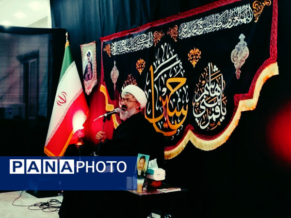 امام جمعه کاشمر در جمع عزاداران خانگی