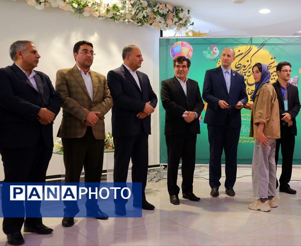 آیین تجلیل از برگزیدگان جشنواره‌های فرهنگی و هنری شمال‌غرب کشور در تبریز