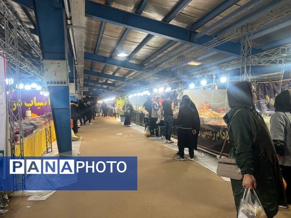 برپایی نمایشگاه یلدای ایرانی در شهرکرد