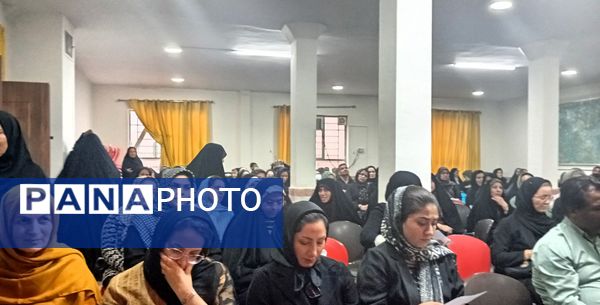 انتخابات انجمن اولیا سال تحصیلی جدید در دبیرستان وکیلی ۱۰