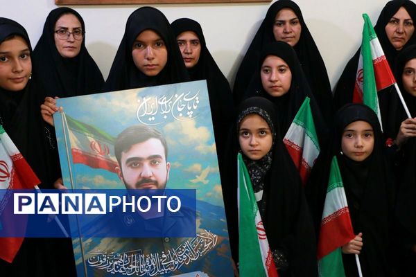 دیدار کمیته خادم شهدا شهرستان ملارد با خانواده شهید محمد شاهوردی