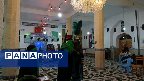 مراسم تعزیه خوانی شهادت حضرت عباس(ع) توسط ذاکرین دهستان شوراب صغیر