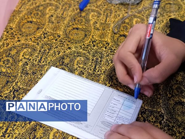 انتخابات مدرسه‌ای در دبیرستان هیات امنایی مطهره گالیکش