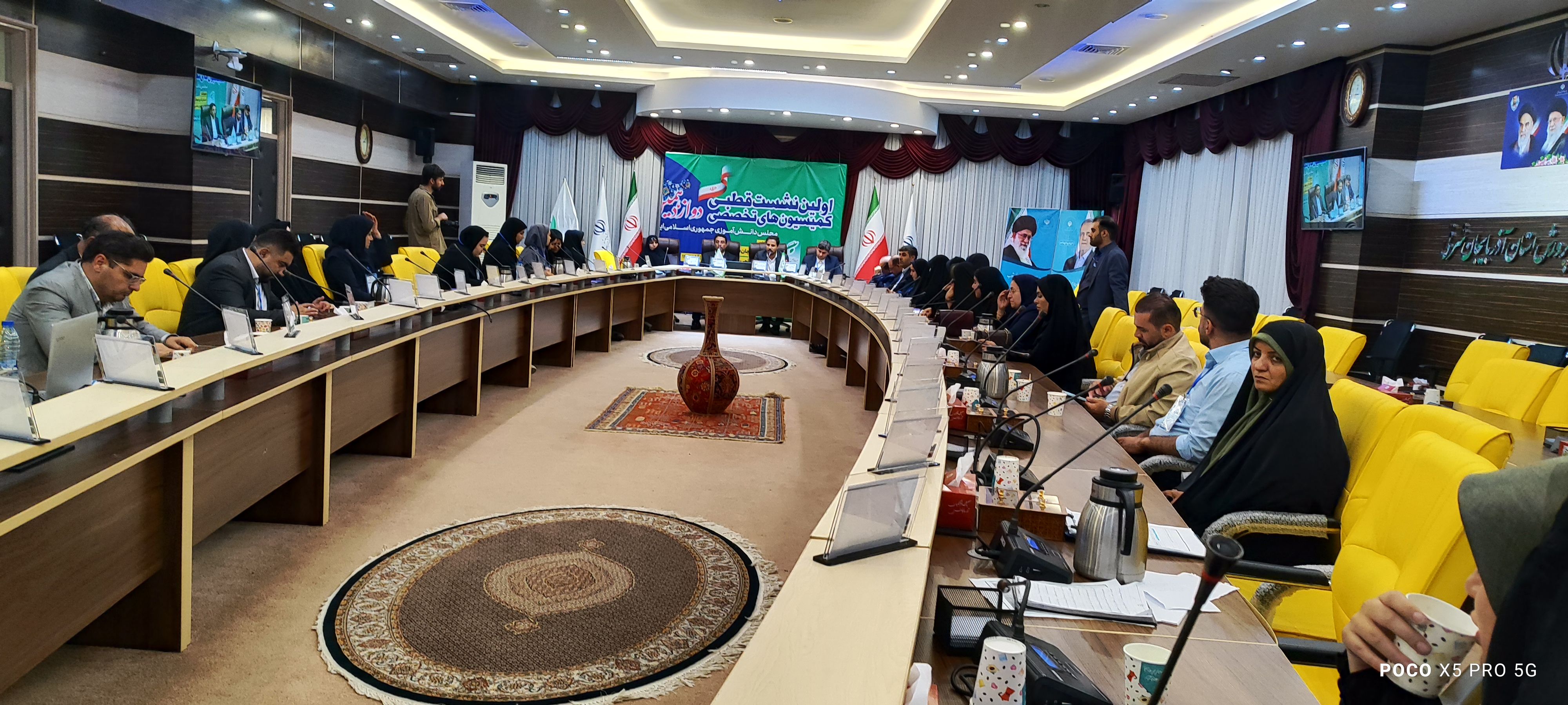 نشست قطب ۵ دوازدهمین دوره مجلس دانش‌آموزی به میزبانی استان آذربایجان شرقی