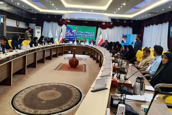 نشست قطب ۵ دوازدهمین دوره مجلس دانش‌آموزی به میزبانی استان آذربایجان شرقی