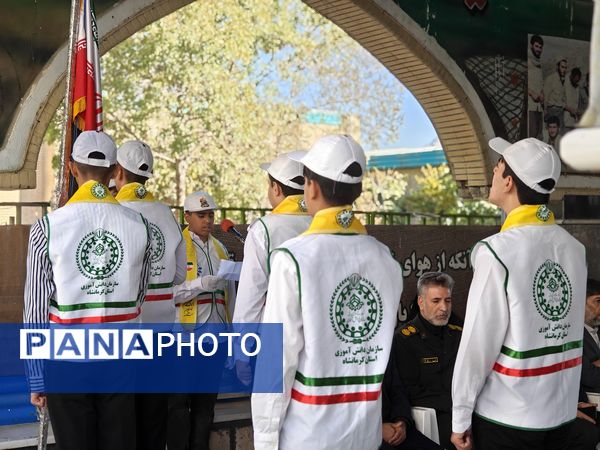 زنگ استکبار ستیزی در کرمانشاه به صدا در آمد