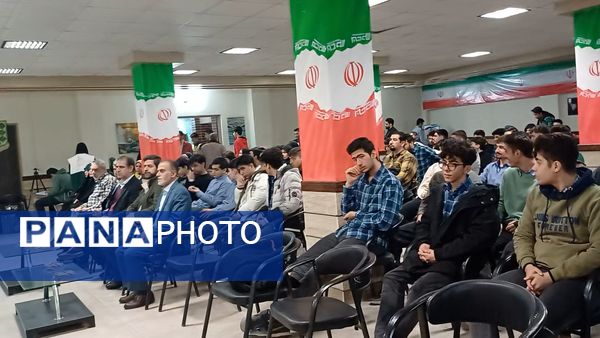 کارگاه آموزشی هنر نوجوانان مقاومت 
