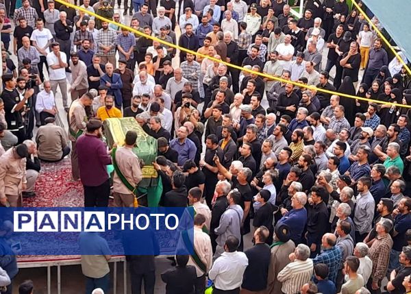 تشییع پیکر شهدای حمله رژیم اشغالگر صهیونیستی به ایران