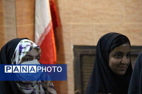 کارگاه آموزشی خبرنگاری ویژه دانش‌آموز خبرنگاران پانا در یزد