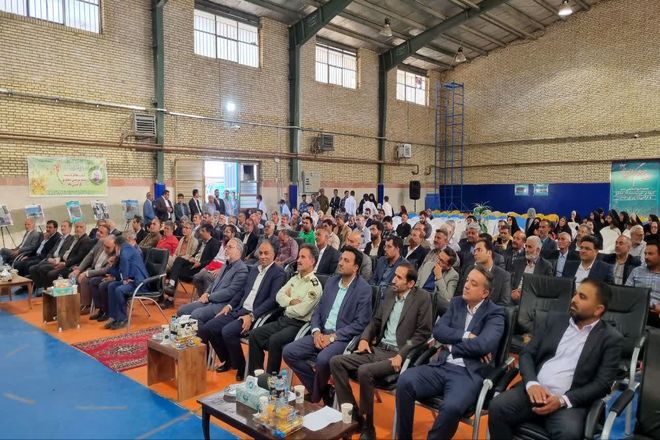 همایش خیرین مدرسه ساز در سربیشه برگزار شد 
