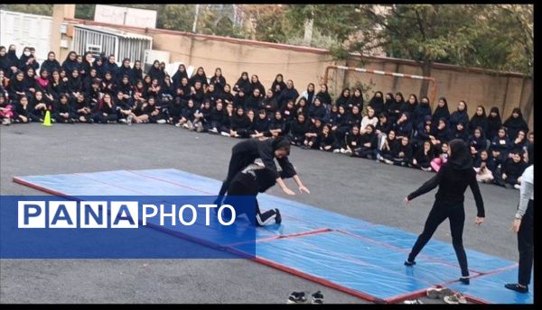 زنگ ورزش در دبیرستان نسیبه با حال و هوای المپیادی