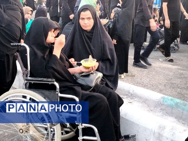 حضور در اربعین سن و سال نمی‌شناسد