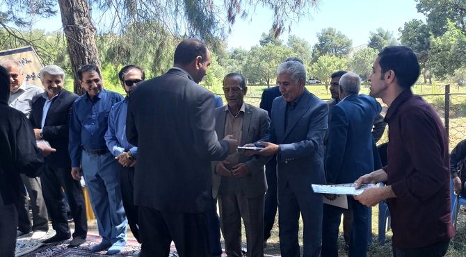 جشن باشکوه تقدیر از معلمان افتخارآفرین در ویسیان