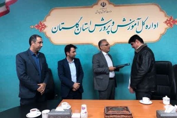 تقدیر مدیرکل آموزش و پرورش گلستان از سرمربی تیم کشتی آزاد دانش‌آموزی ایران