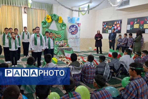 آرزوی فرج و سلامتی صاحب الزمان (عج) با دست‌های کوچک دانش‌آموزان شیرازی