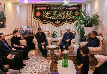 دیدار وزیر کشور با خانواده شهیدان شادمانی، ربانی و محرابی