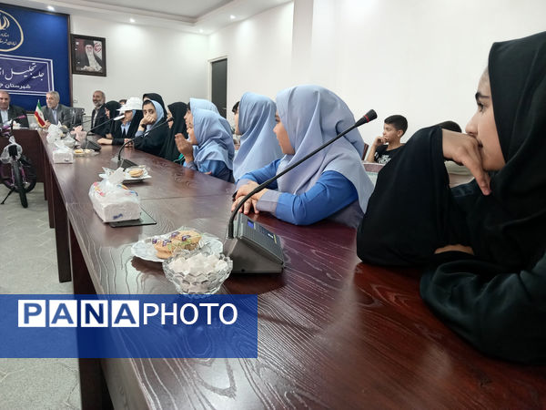 تجلیل از دختران برگزیده رشته‌های علمی ورزشی شهرستان جعفرآباد