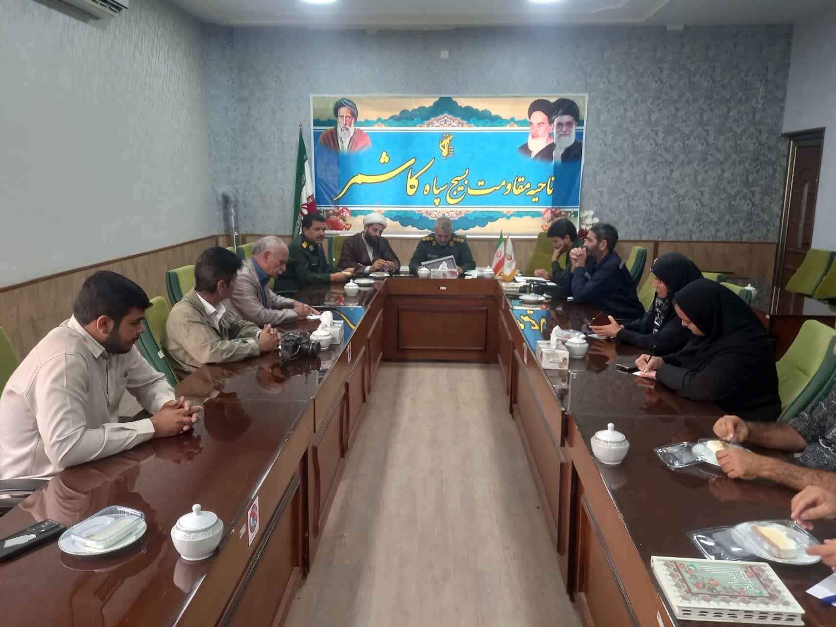 نشست خبری فرمانده ناحیه مقاومت بسیج کاشمر با خبرنگاران به مناسبت هفته دفاع مقدس