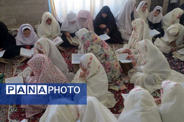 مهمانی نور در هفته قرآن و عترت