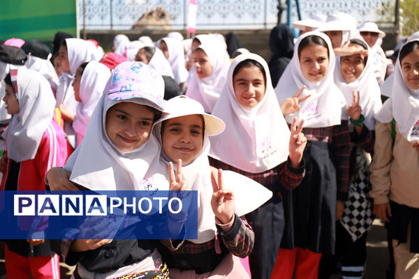 همایش پیاده‌روی «دختر قوی، مادر قوی و ایران قوی»