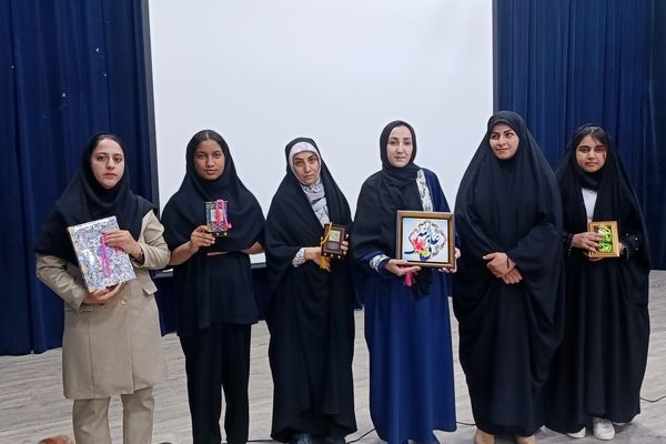 جشن میلاد حضرت زینب(س) و روز پرستار در سالن ارشاد حاجی‌آباد