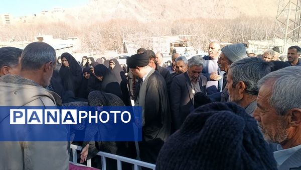 تشییع مادر شهید روستای یاسه چای با حضور گسترده مردم