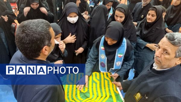 حضور خادمین حرم مطهر امام رضا (ع) در دبیرستان نمونه محبوبه محبی نیشابور 