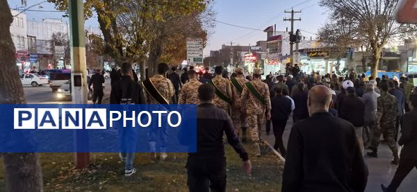 وداعی غم‌انگیز با شهید گمنام در نورآباد