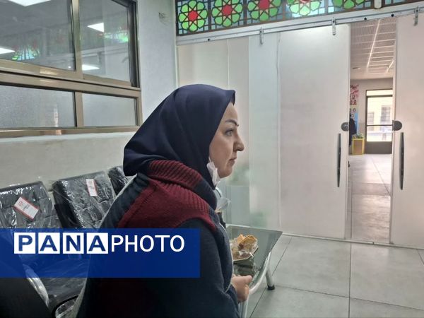 بازدید رئیس آموزش‌ و پرورش ناحیه ۲ از دبیرستان رحمت آیین یک