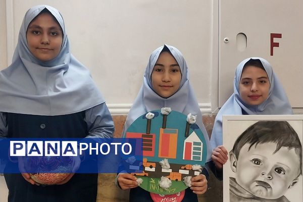 نمایشگاه دست سازه های دانش‌آموزی در دبستان شهید مجید مجیدی ناحیه دو شهرری 