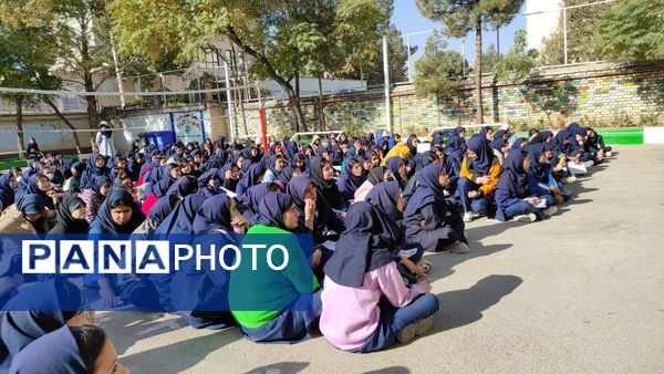 انتخابات شورای دانش آموزی در دبیرستان کوثر فرهنگیان 