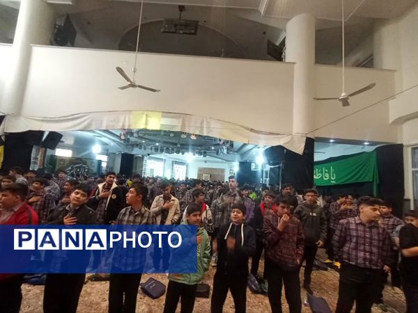 نوجوانان فاطمی از دبیرستان تا مسجد جامع