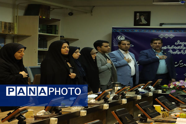 اولین نشست هیات امنای پژوهش سرای خواجه نصیرالدین طوسی و تقدیر از دانش‌آموزان نخبه پژوهشی