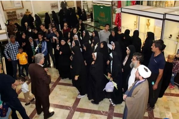 بازدید رایگان از موزه حرم حضرت معصومه(س) در روز دانش آموز