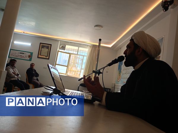 جلسه هدایت تحصیلی ویژه اولیای دانش آموزان پایه نهم دبیرستان میثاق 